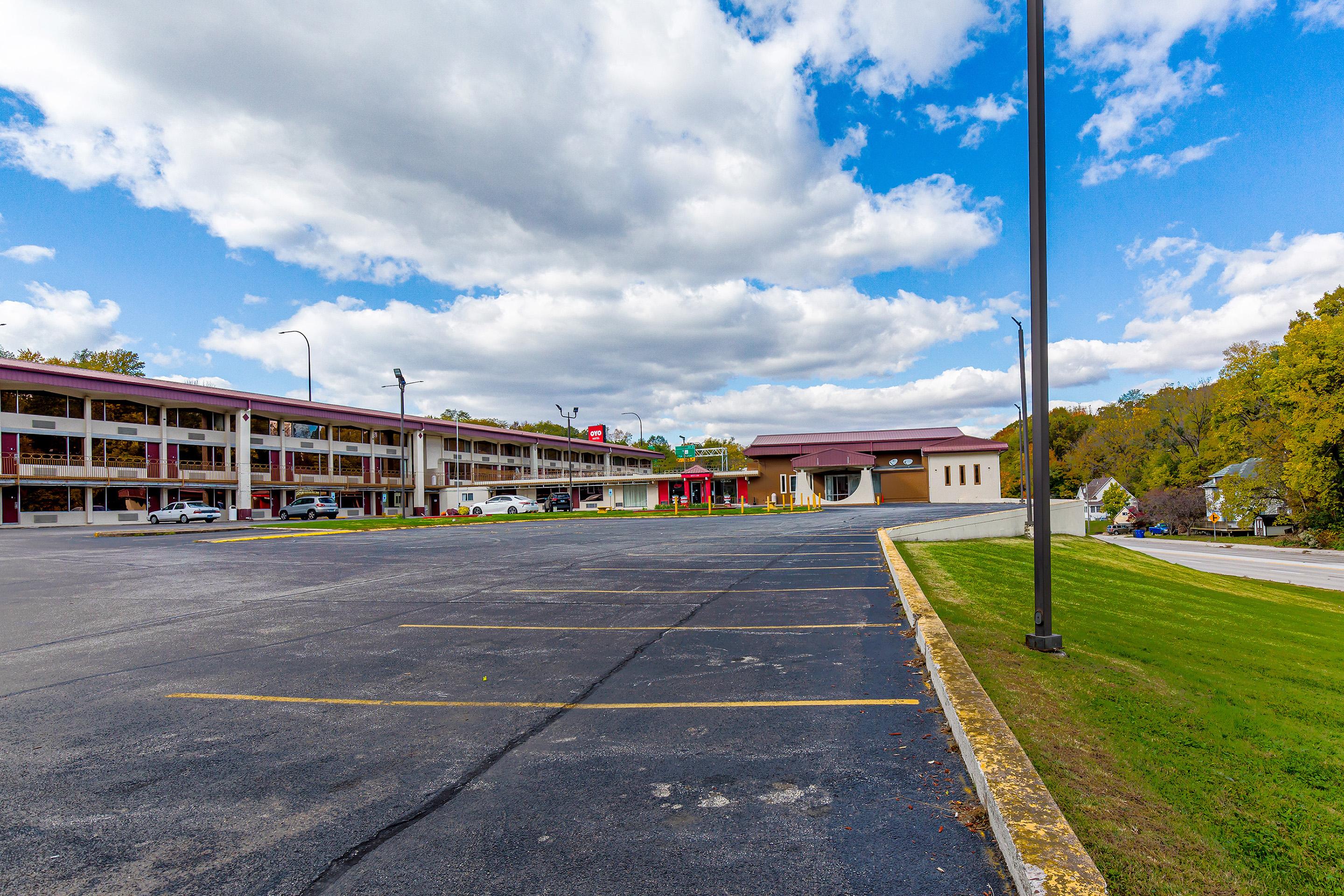 Americas Best Value Inn Moline Luaran gambar