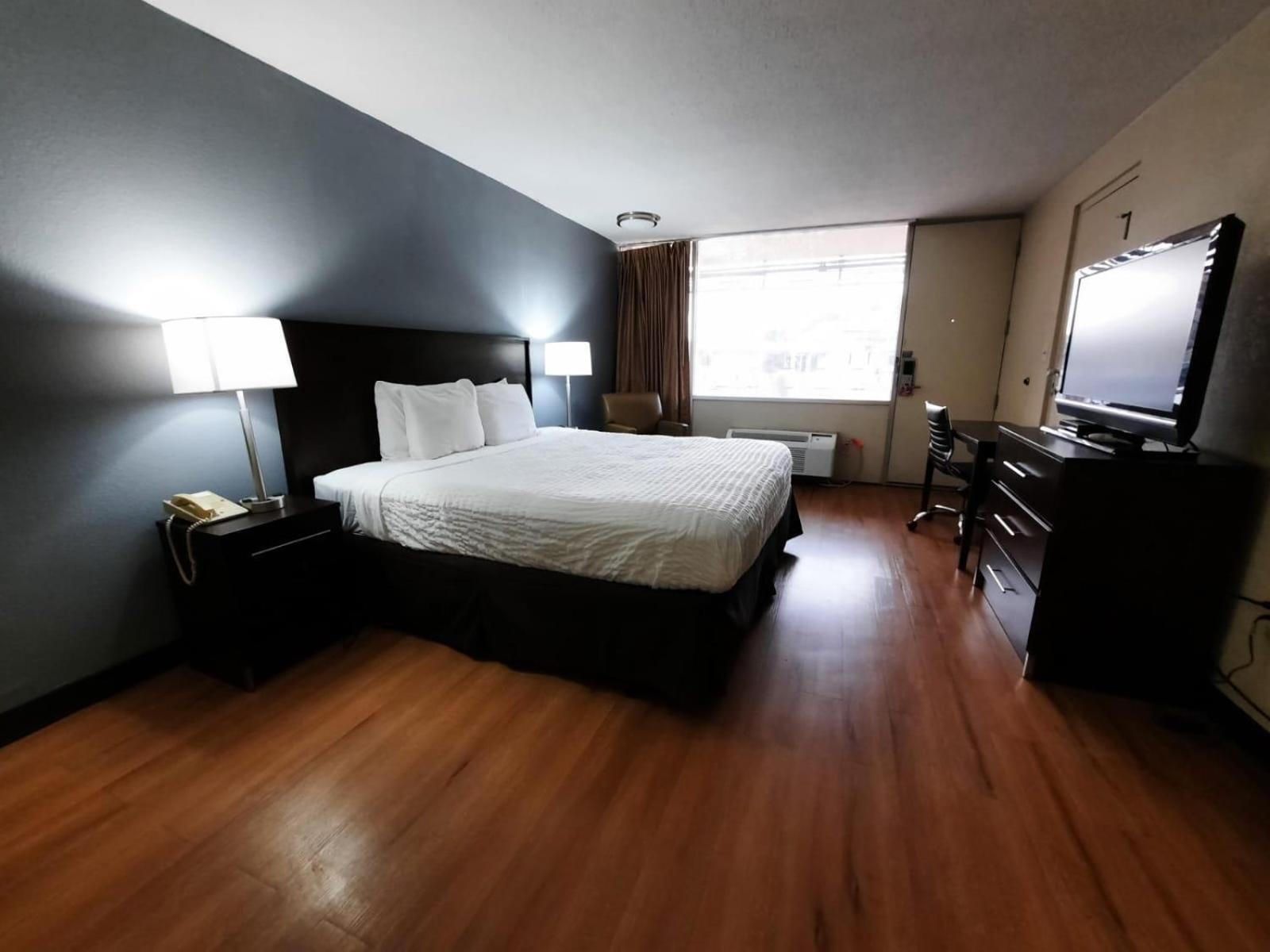 Americas Best Value Inn Moline Luaran gambar