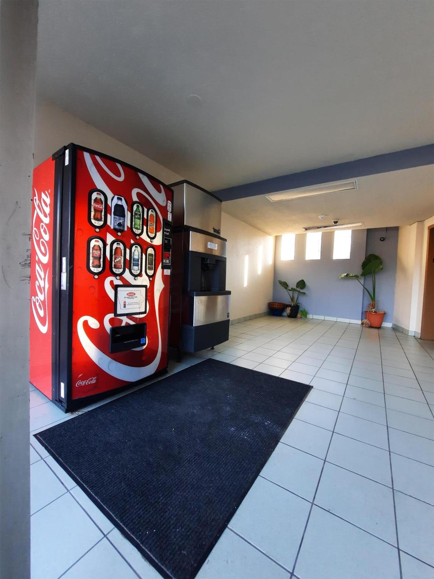 Americas Best Value Inn Moline Luaran gambar