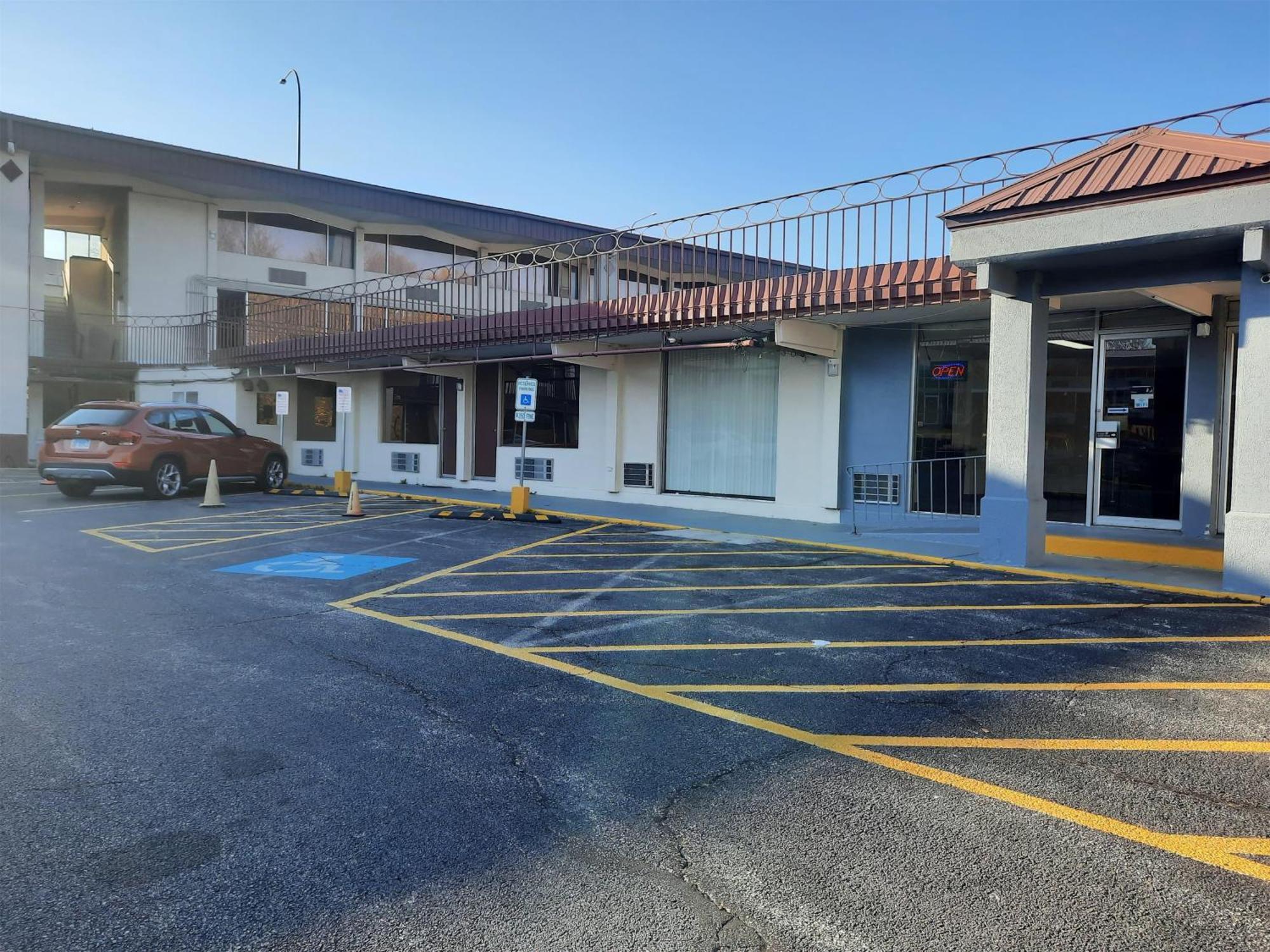 Americas Best Value Inn Moline Luaran gambar