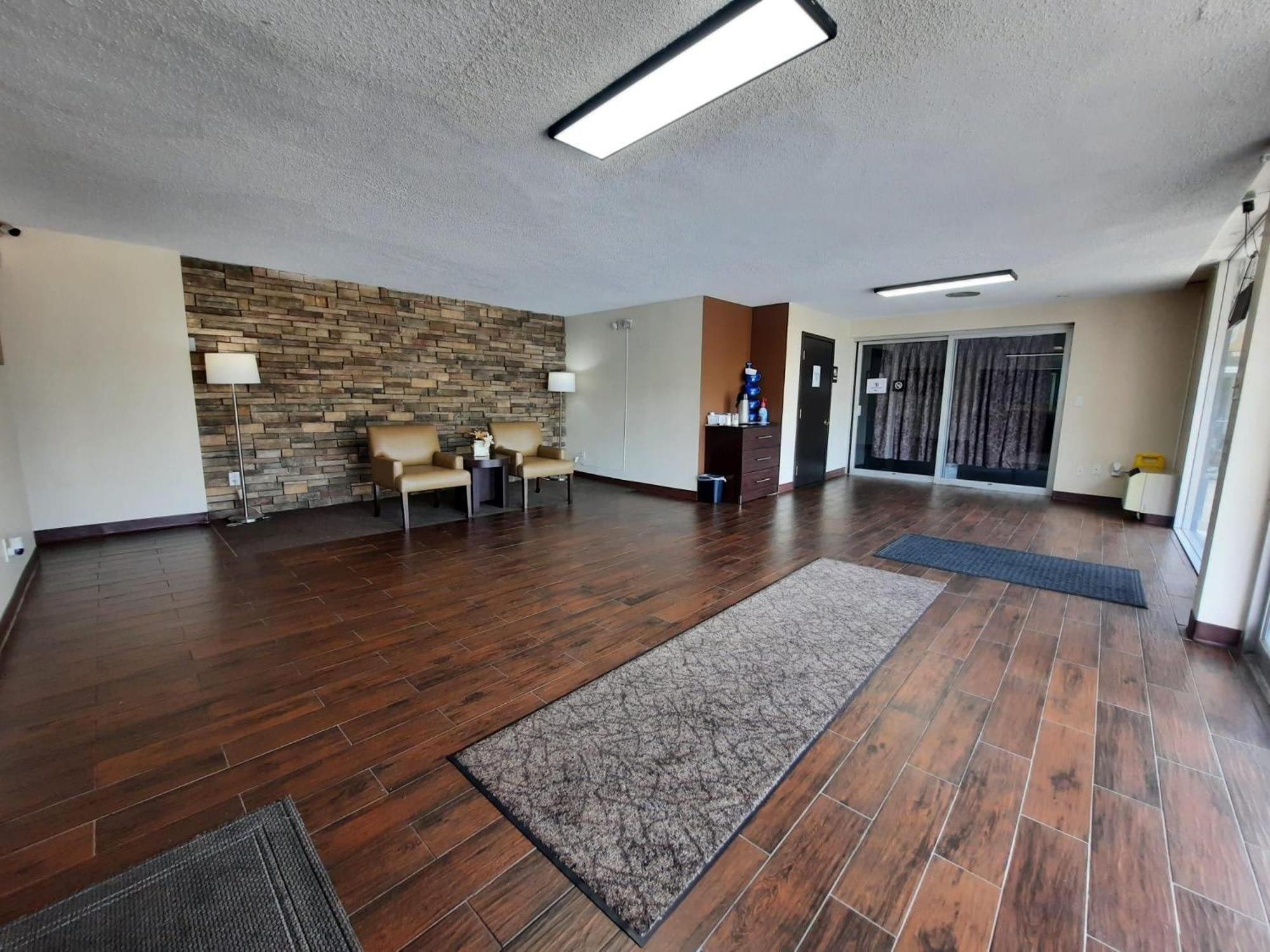 Americas Best Value Inn Moline Luaran gambar