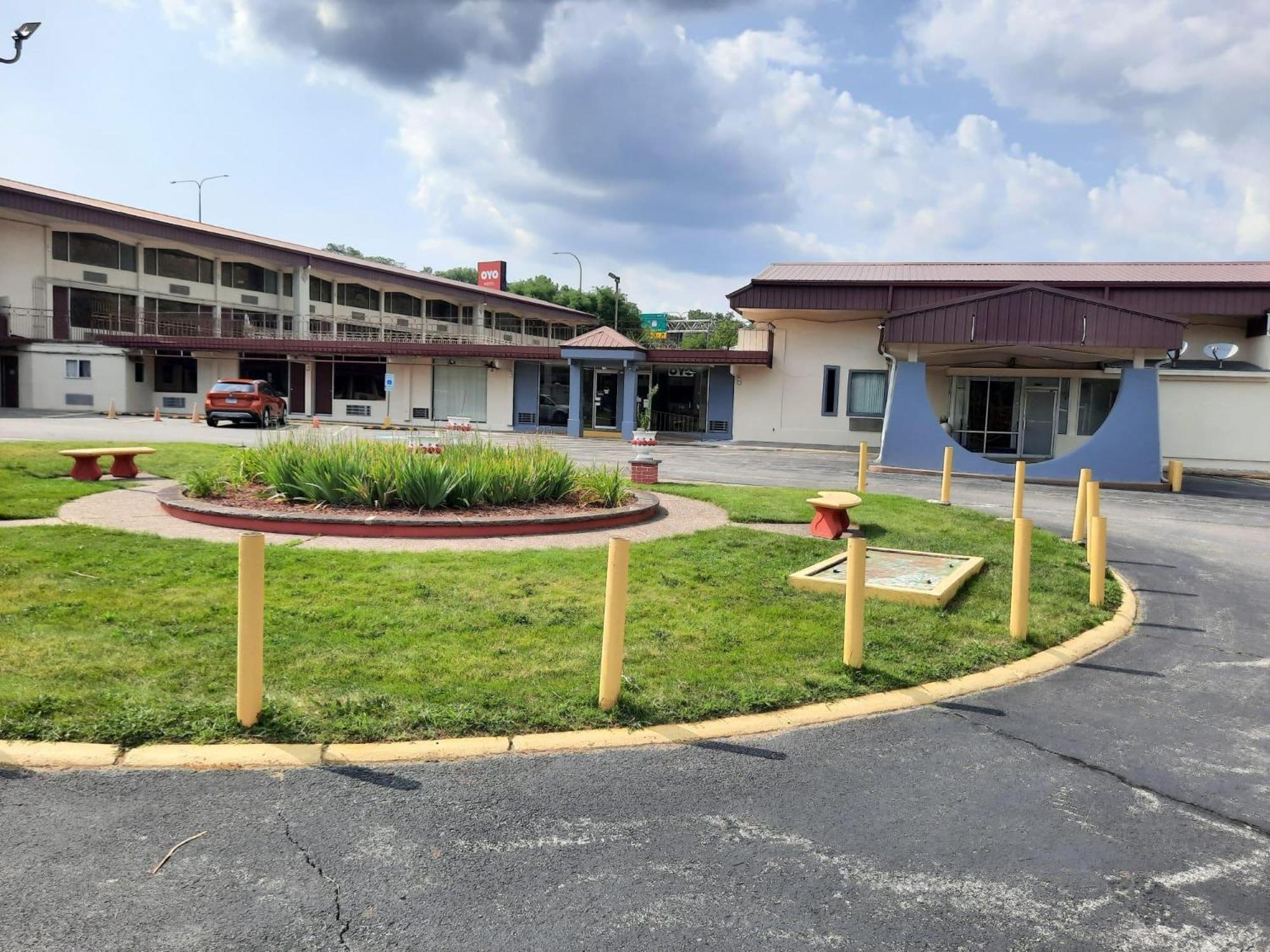 Americas Best Value Inn Moline Luaran gambar